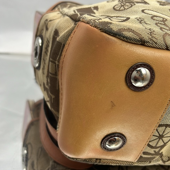 Authentic Coach horse and carriage print canvas bag - Picture 13 of 16